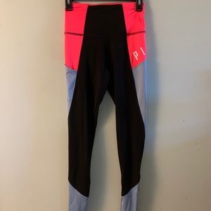 PINK Ultimate Leggings
